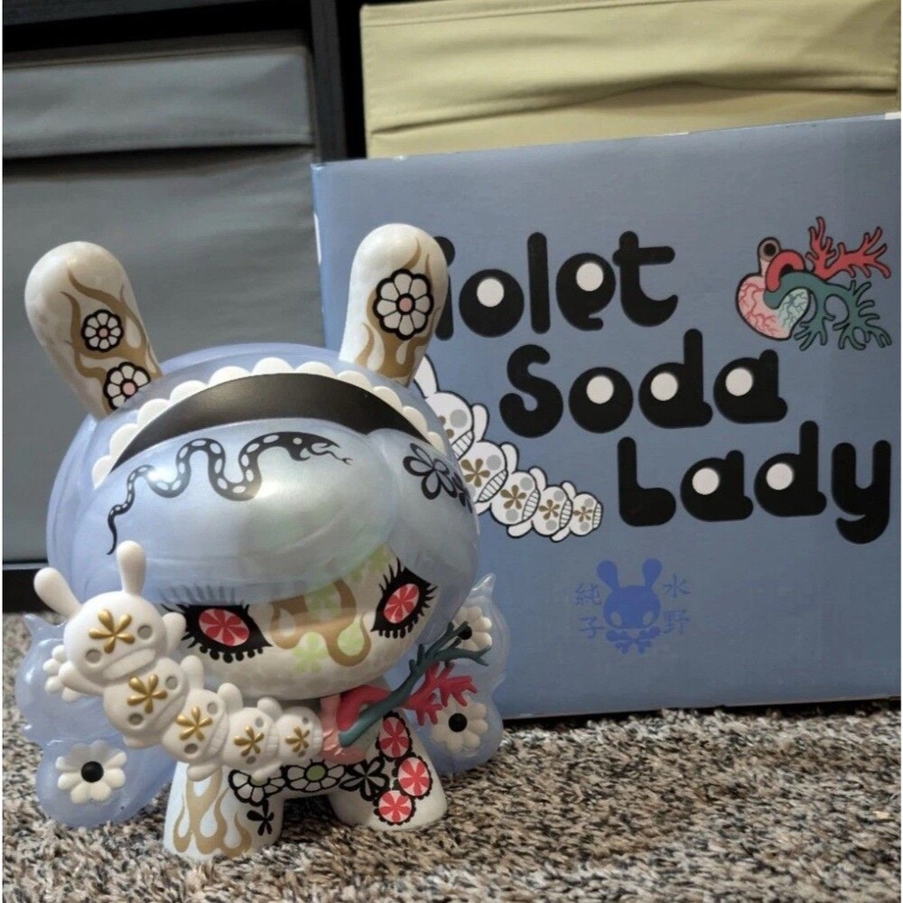 Junko Mizuno x Kidrobot 8" Violet Soda Lady Dunny Rare 2015